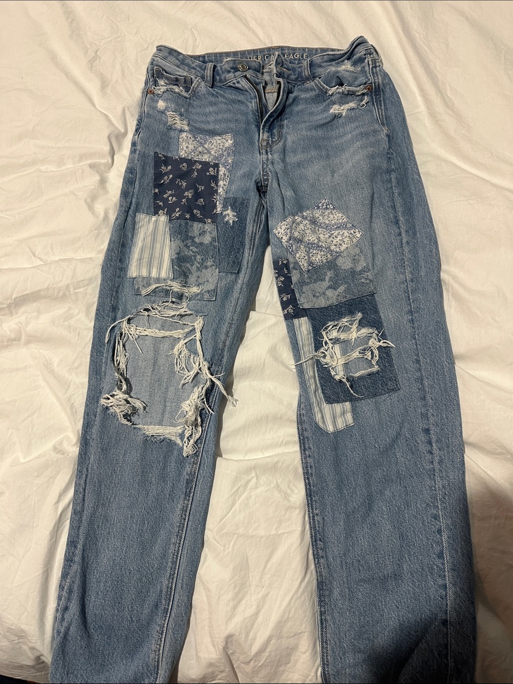 American Eagle Outfitters Blue Patchwork Distressed Mom Straight Jean